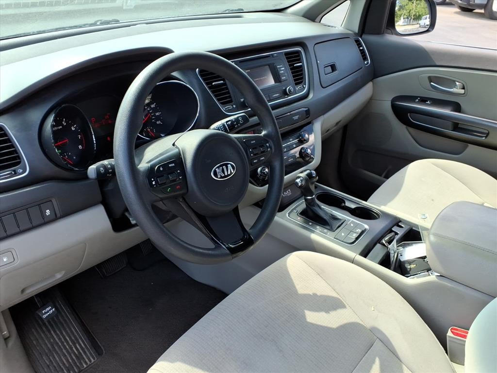 2016 Kia Sedona LX